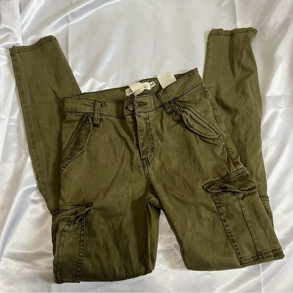 H&M cargo skinny pants